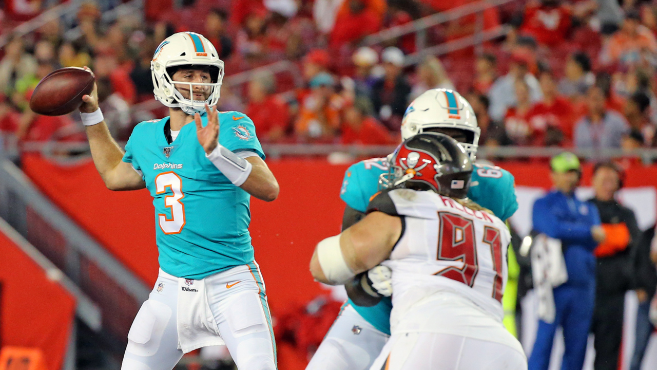 Miami Dolphins: Josh Rosen must start over Ryan Fitzpatrick 2019