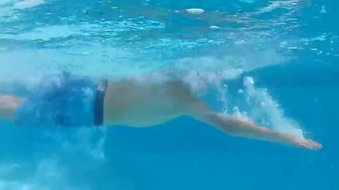 Testing the Underwater Vivitar Video Camera and Shark att...