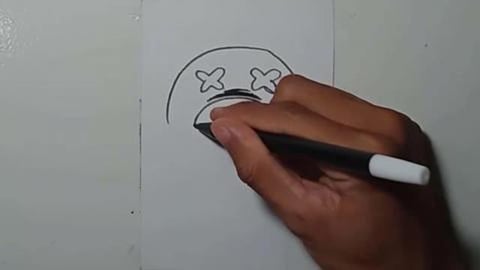Drawing Graffity Character teddy holding money shorts