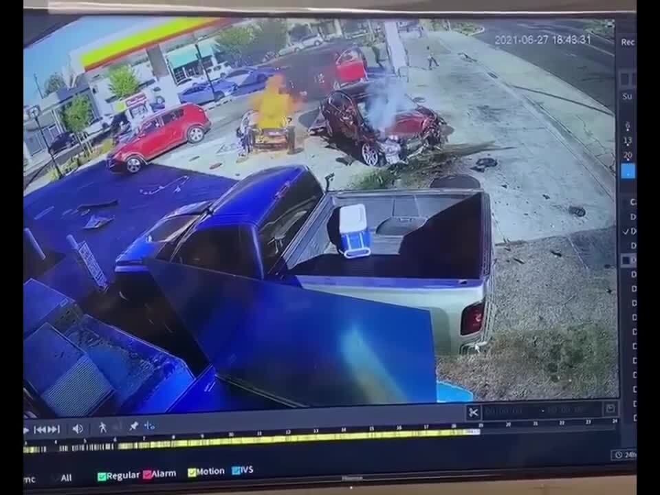 Watch speeding vehicle crash into gas pump in Ceres CA Modesto Bee