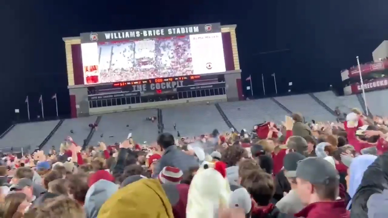 South Carolina football Gamecocks fans storm field after Vols The State