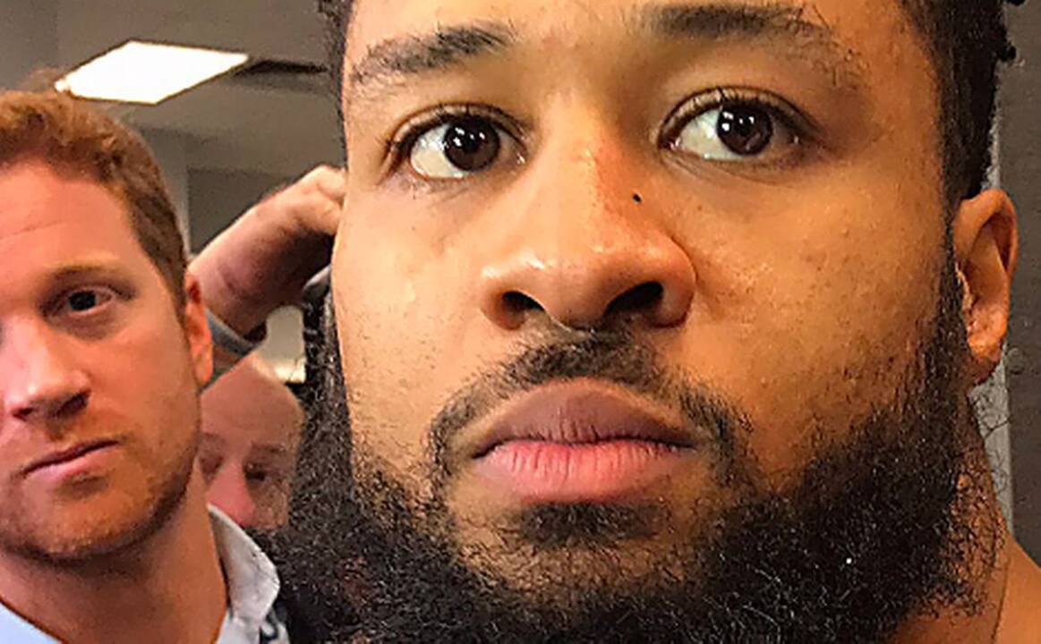 Seahawks star Earl Thomas goes to Cowboys locker room, asks Jason