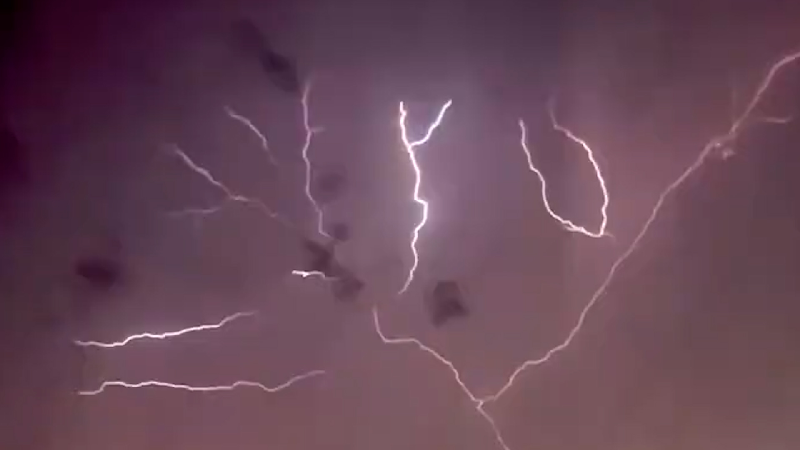 Video Cuaca Popular Sekarang | AccuWeather