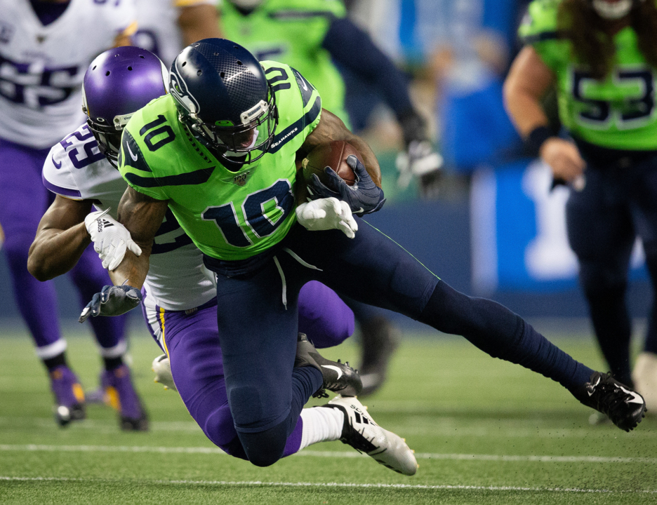 Pete Carroll has ice cream truck come to Seahawks practice