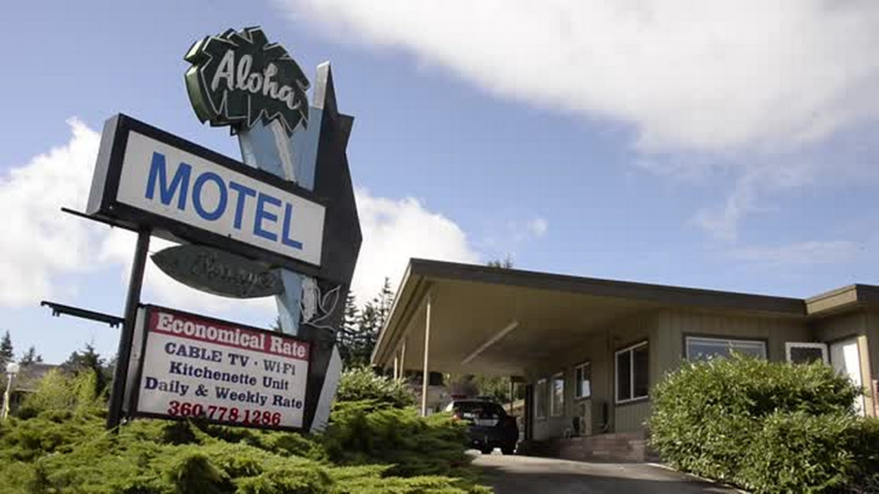 Video Bellingham Takes Over Aloha Motel Bellingham Herald   1 Th 