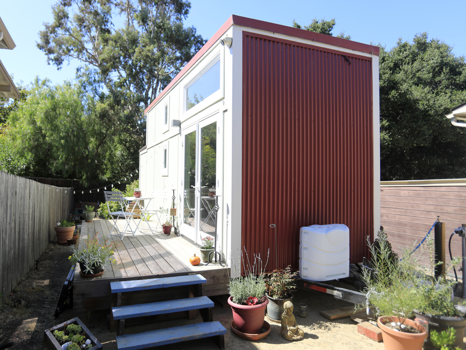 Tiny home expo in SLO CA offering model tours, info for buyers San