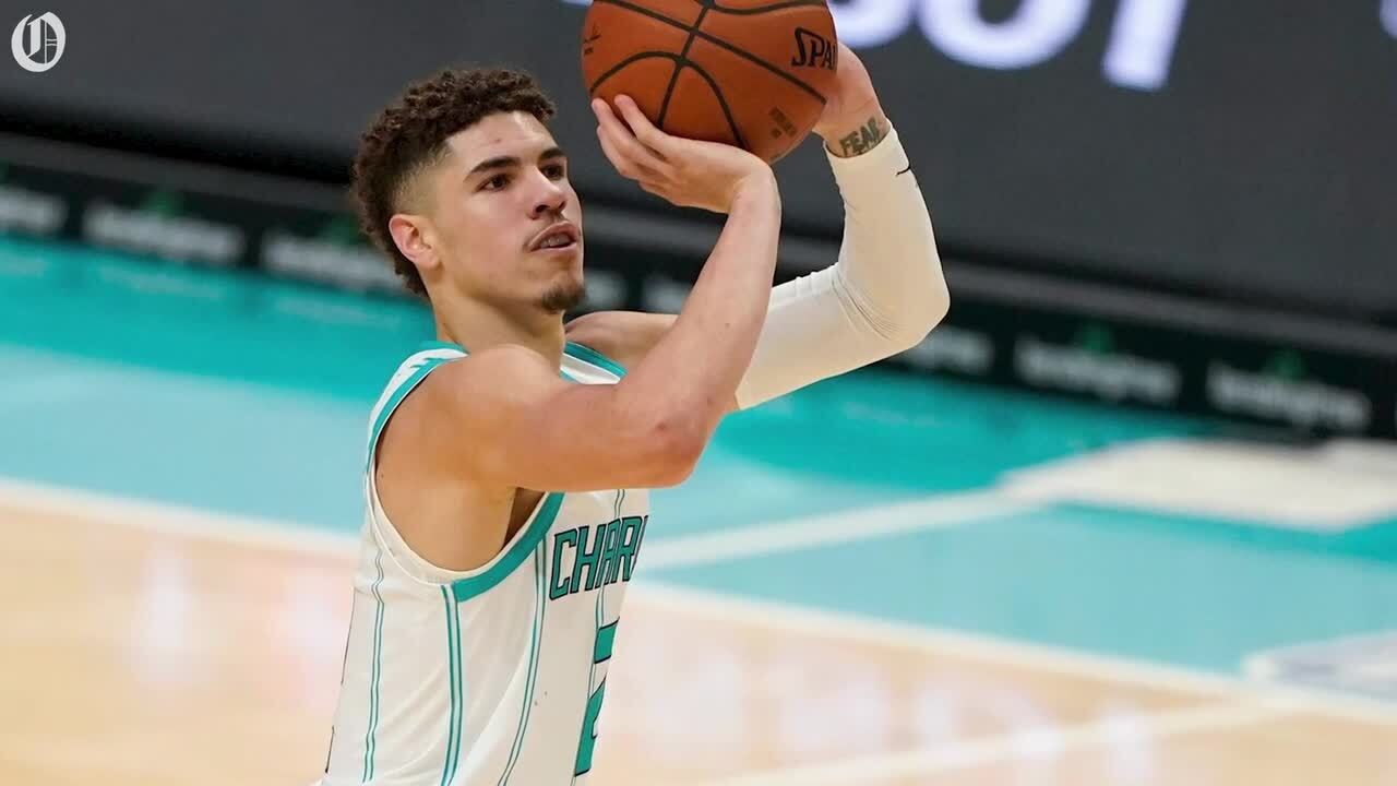 Gordon Hayward injury: Former Celtic suffers fractured finger in Charlotte  Hornets preseason game 