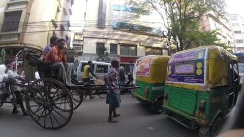 Hand Pulled Rickshaw | Busy Kolkata Street | West Bengal