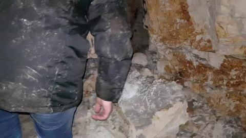 LOST IN ABANDONED CHALK MINES