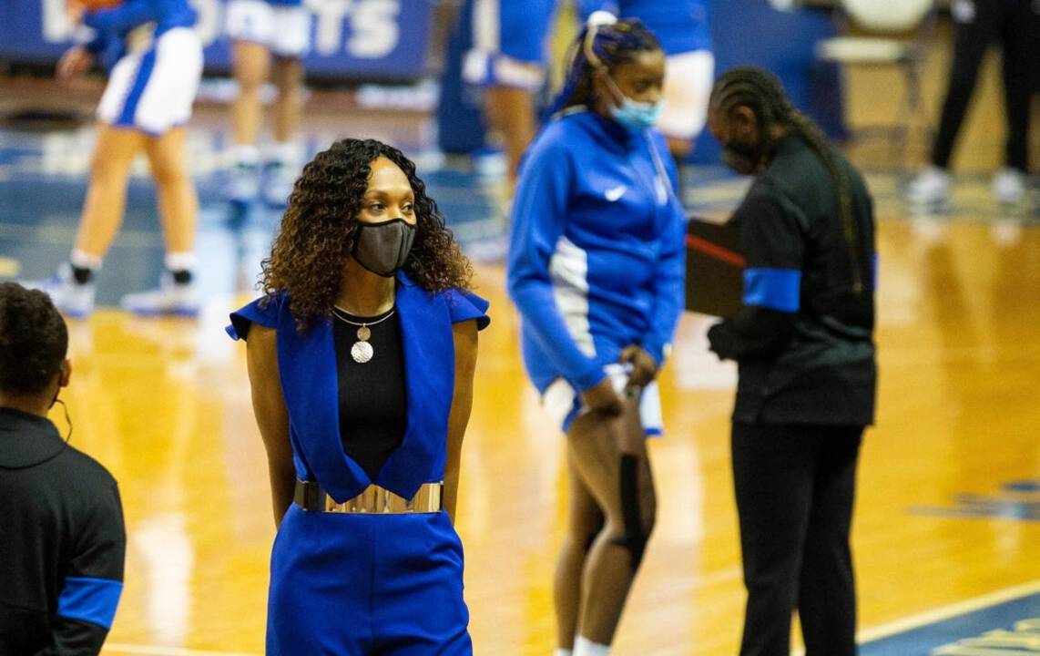 Kyra Elzy Discusses Uk Womens Basketball 2022 Recruiting Class Lexington Herald Leader 