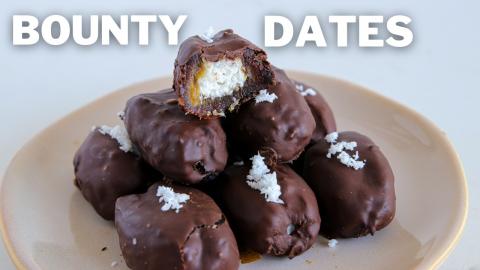 Bounty Dates  Healthy Vegan Bounty Bites