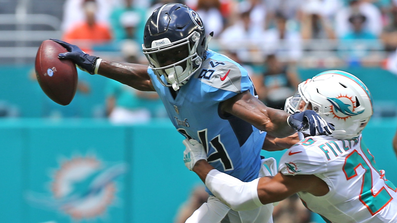 Dolphins outlast lengthy lightning delays and Titans in opener that ends up  as longest game in NFL history – Sun Sentinel