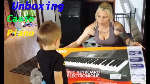 Unboxing a Casio CTK 2200 Piano