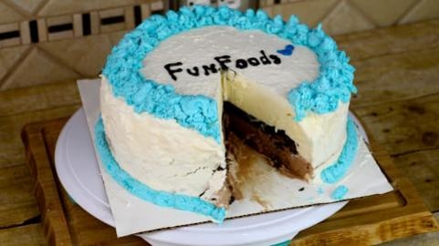 How to Make a Homemade Carvel Ice Cream Cake