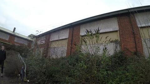 HAUNTED ABANDONED BUILDING