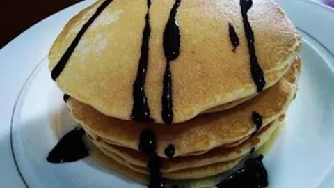 TB33 _ Homemade Fluffy Pancakes