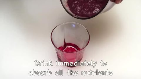 Blackberry Banana Chia Smoothie