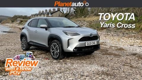 Toyota Yaris Cross Hybrid POV