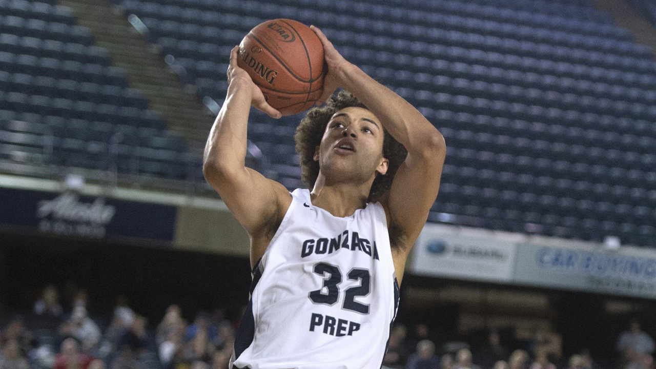 Gonzaga Prep boys advance to Tacoma, survive strange game