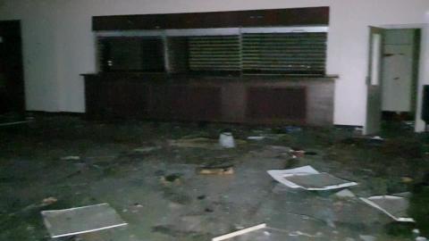 OLD 1970s BAR Abandoned... 