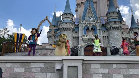 Mickey's Royal Friendship Fare - Princess and the Frog pa...