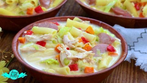 SOPAS (CHICKEN NOODLE SOUP)