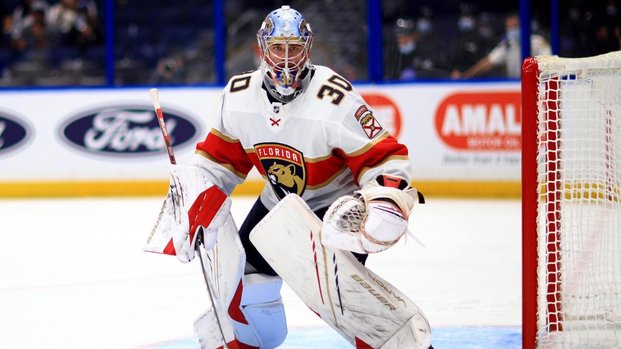 Florida Panthers: Sergei Bobrovsky is the Perfect Mentor for