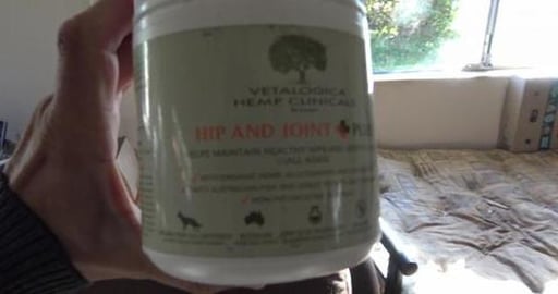 Malamute tests hip & Joint pills