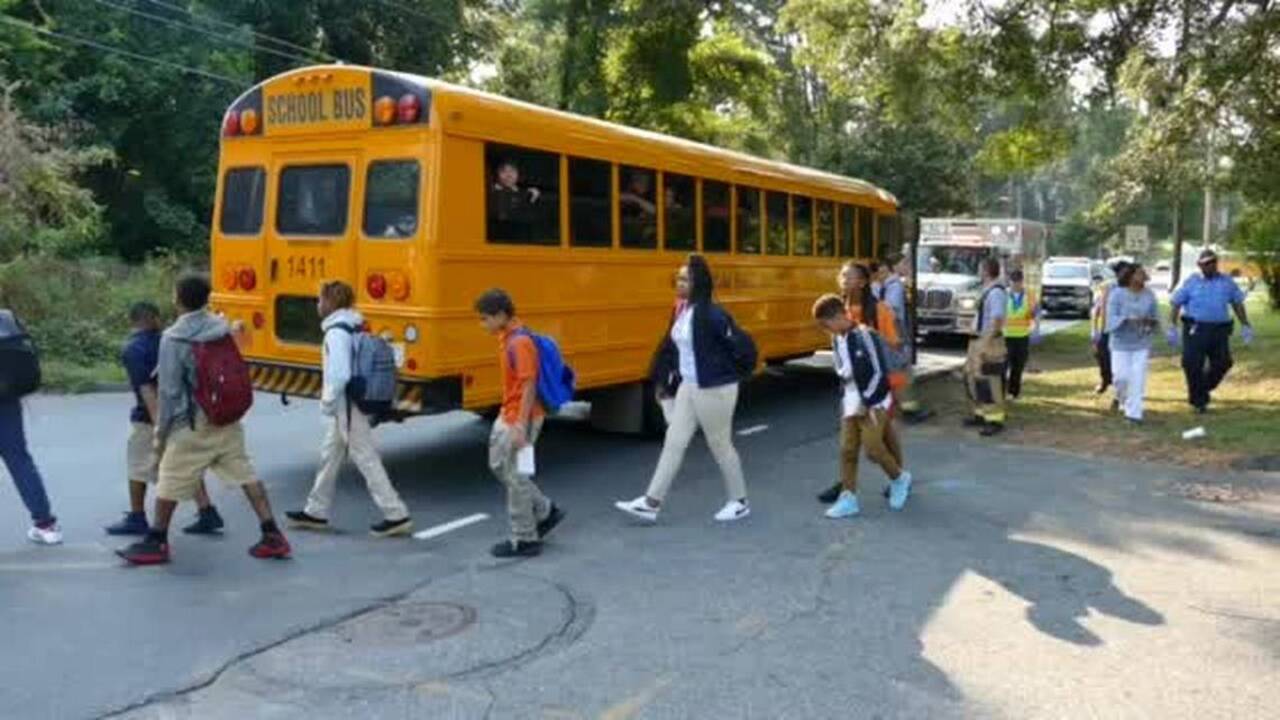 Several Students Injured In School Bus Wreck | Charlotte Observer