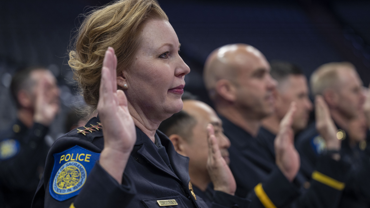 Sacramentos First Female Police Chief Is Sworn In Sacramento Bee 9419