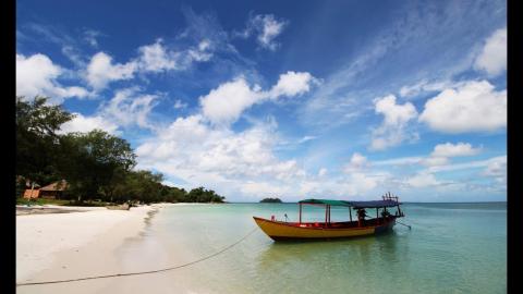 KOH RONG ISLAND PARADISE - Cambodia Vlog