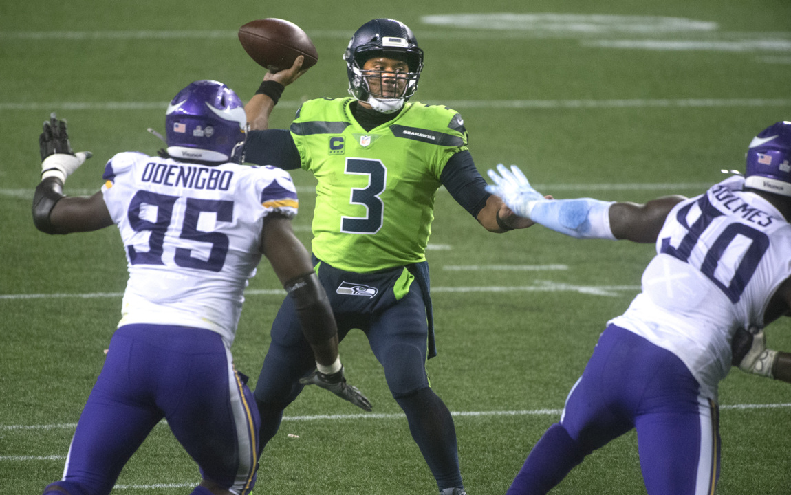 Seahawks are the NFL's biggest team (and also one of the shortest) - Field  Gulls