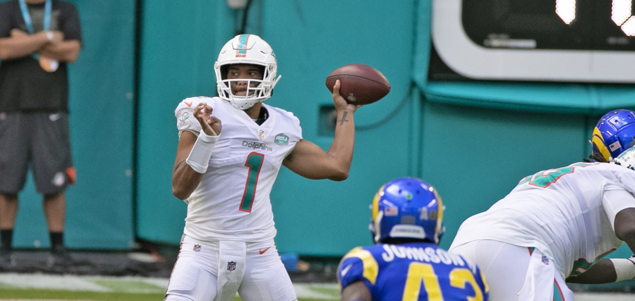 Merry Christmas, Packer fans!! Tua with 3 christmas gifts to our defen