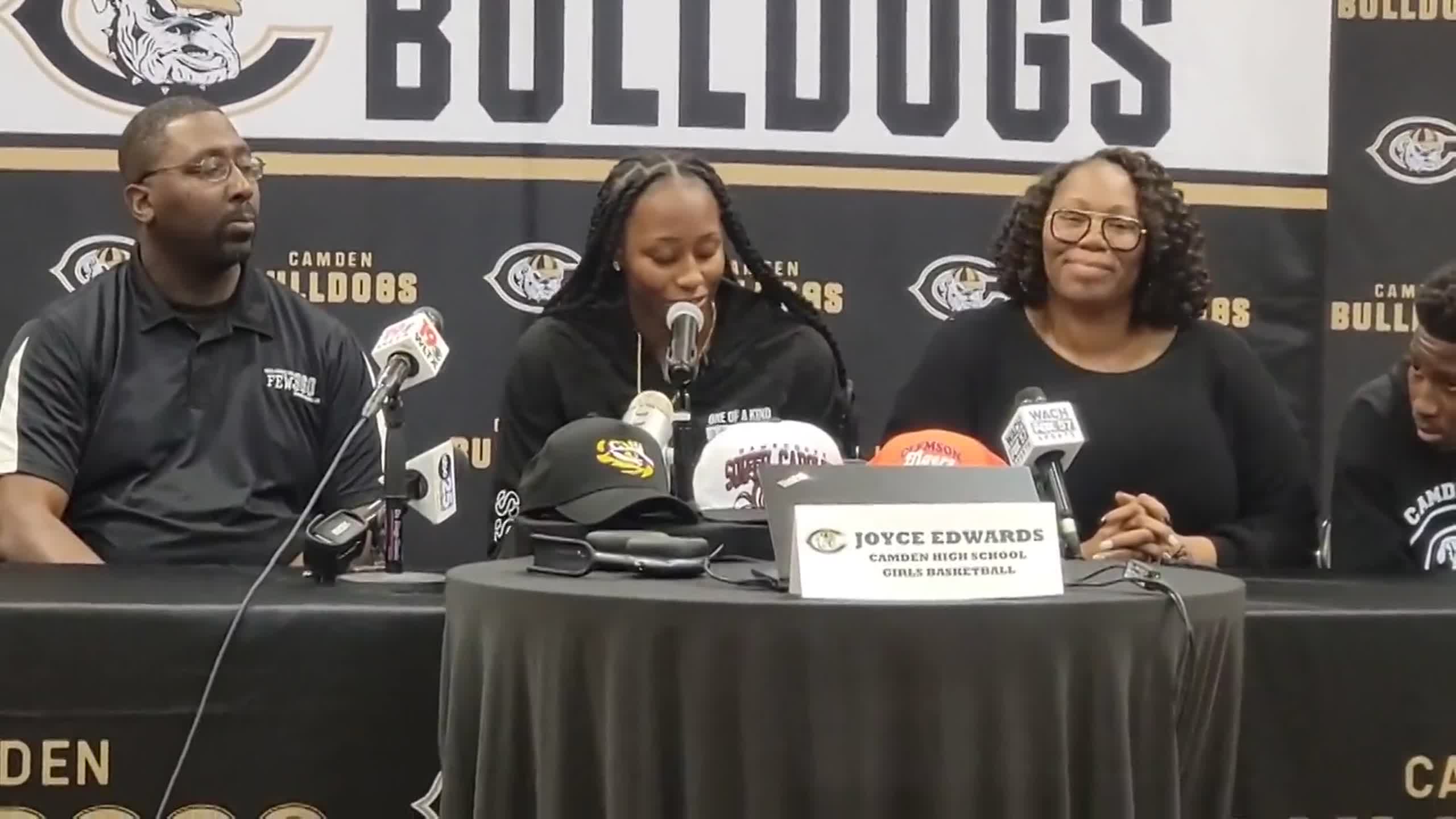 South Carolina Basketball: Joyce Edwards Commits | The State