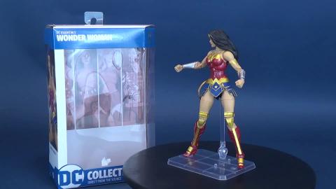 DC Collectibles DC Essentials Wonder Woman Figure Review