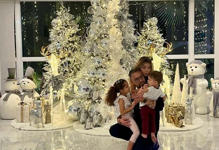 Irrael Gómez logró reunir a sus tres hijos en Caracas ❤️👨👧👧