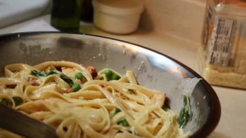 How to Make Chicken Carbonara  | It's Only Food with Chef...