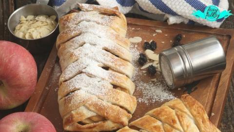 YUMMY GERMAN APPLE STRUDEL