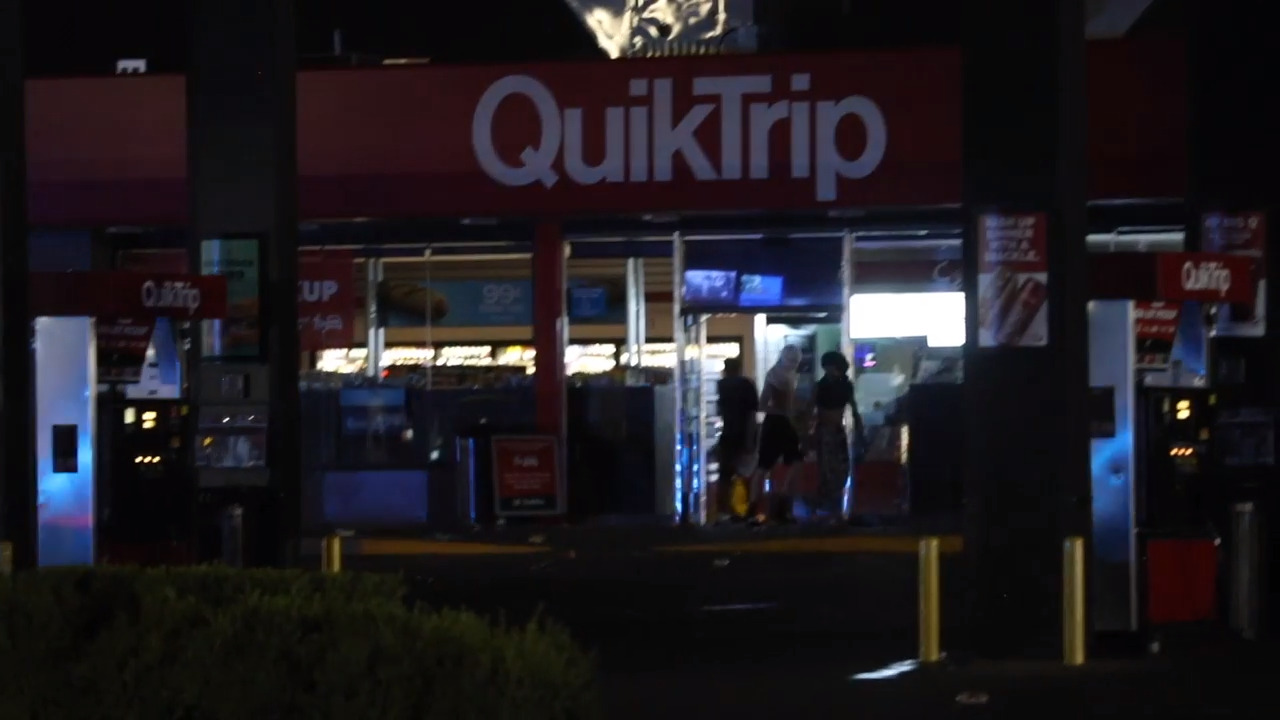 QuikTrip at 21st & Arkansas temporarily closed after looting incident