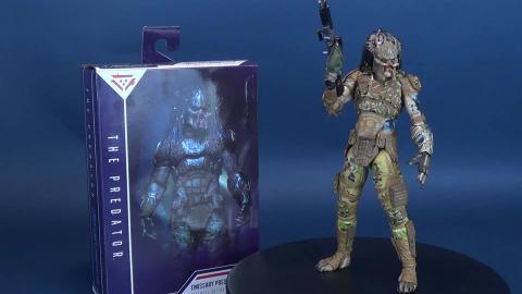 NECA The Predator Emmisary Predator 2 Figure Review