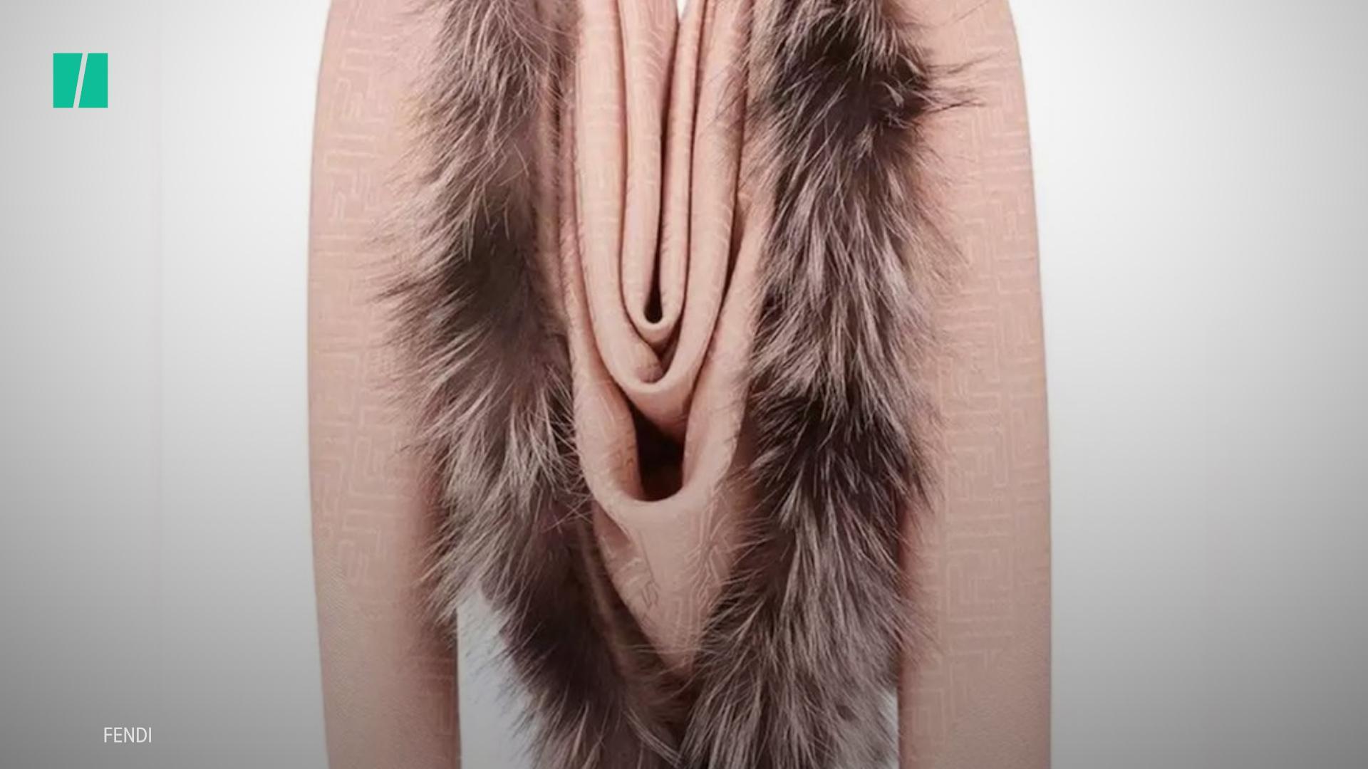 Fendi touch sale of fur scarf