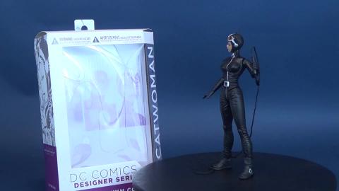 DC Collectibles Designer Series Darwyn Cooke Catwoman Fig...