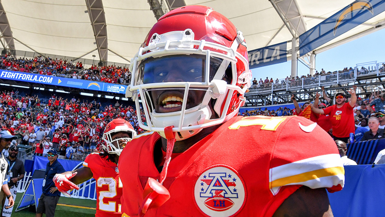 Tyreek Hill Kansas City Chiefs Celebration Bobblehead FOCO