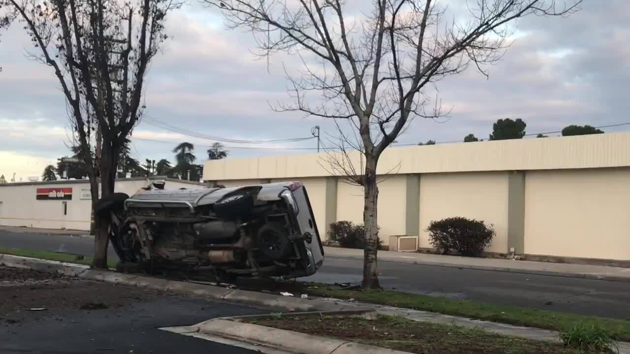 Police Fatal crash on Blackstone Avenue near Clinton in Fresno, CA
