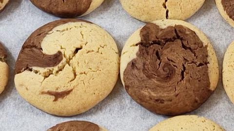 Soft Chocolate Cookies with a Vanilla Twist