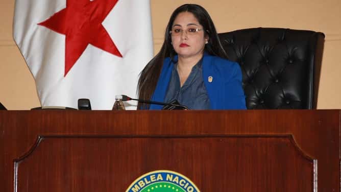 La insólita reforma migratoria que propone una diputada xenófoba en Panamá