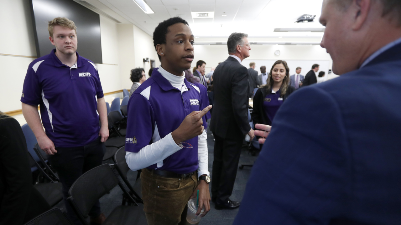 Fight Between ECU Trustees Wages On, UNC BOG Hears Ethics