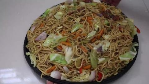 TasteBuds236 _ How to Cook Pancit Canton Guisado