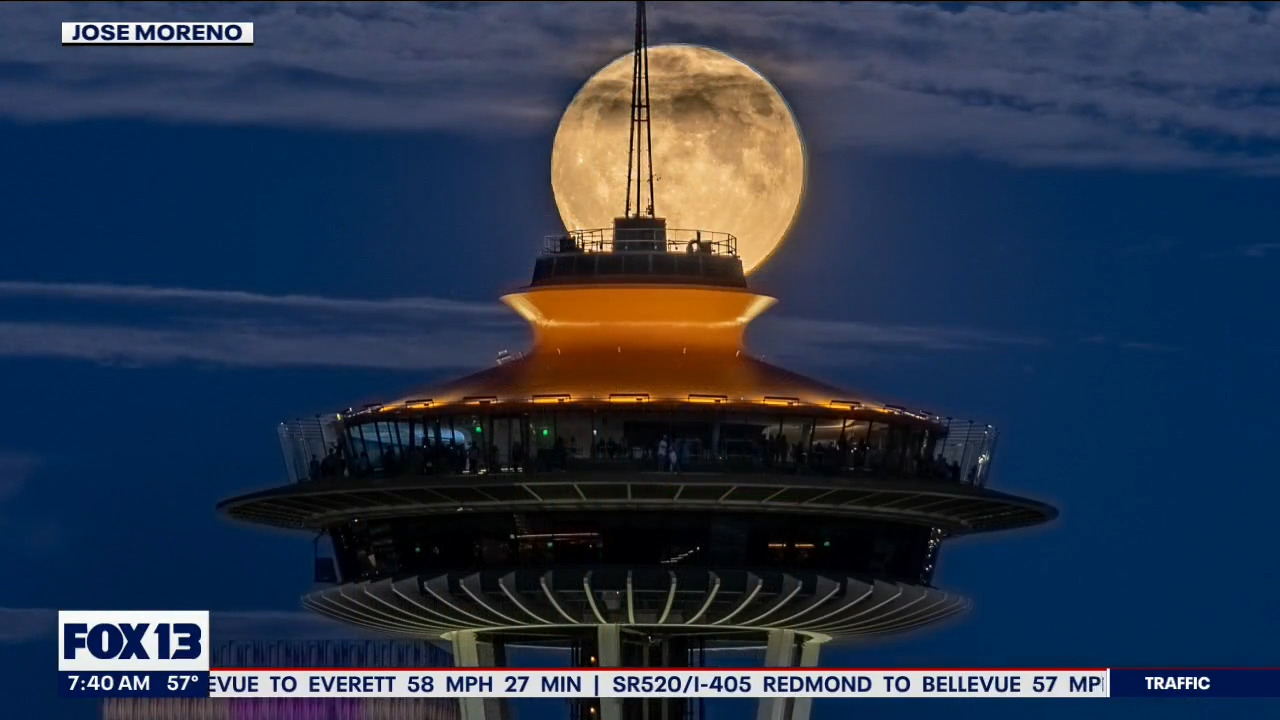 See these Buck Moon photos captured near the Seattle Space Needle