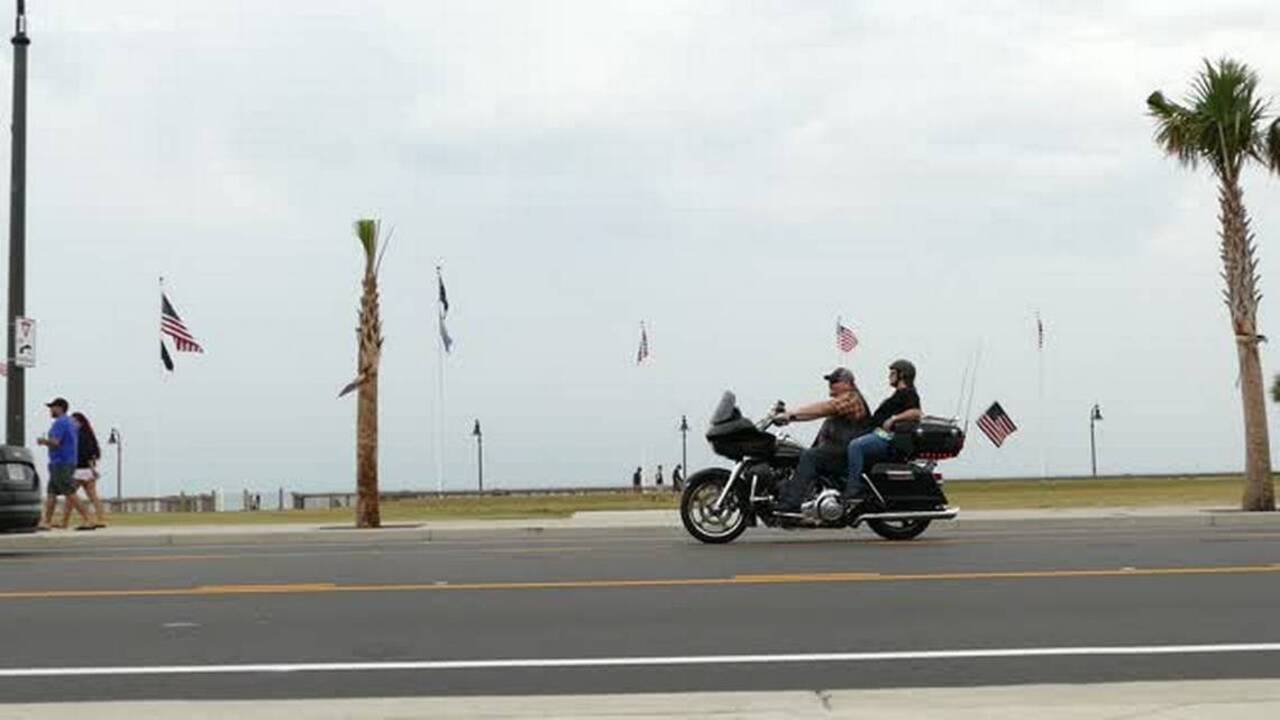 Bikers drive Ocean Boulevard before Myrtle Beach HarleyDavidson